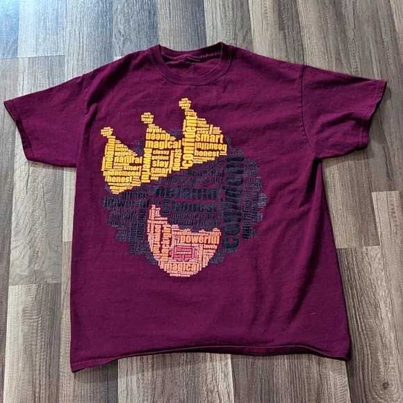 Queen Melanin Graphic T-Shirt - Picture 1 of 4